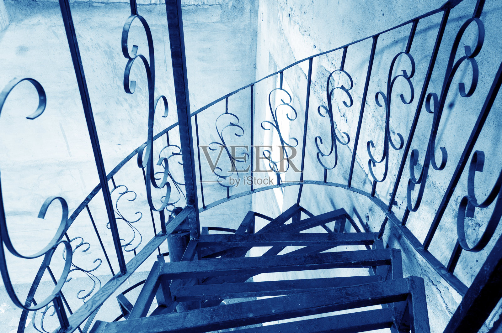 螺旋形楼梯照片摄影图片