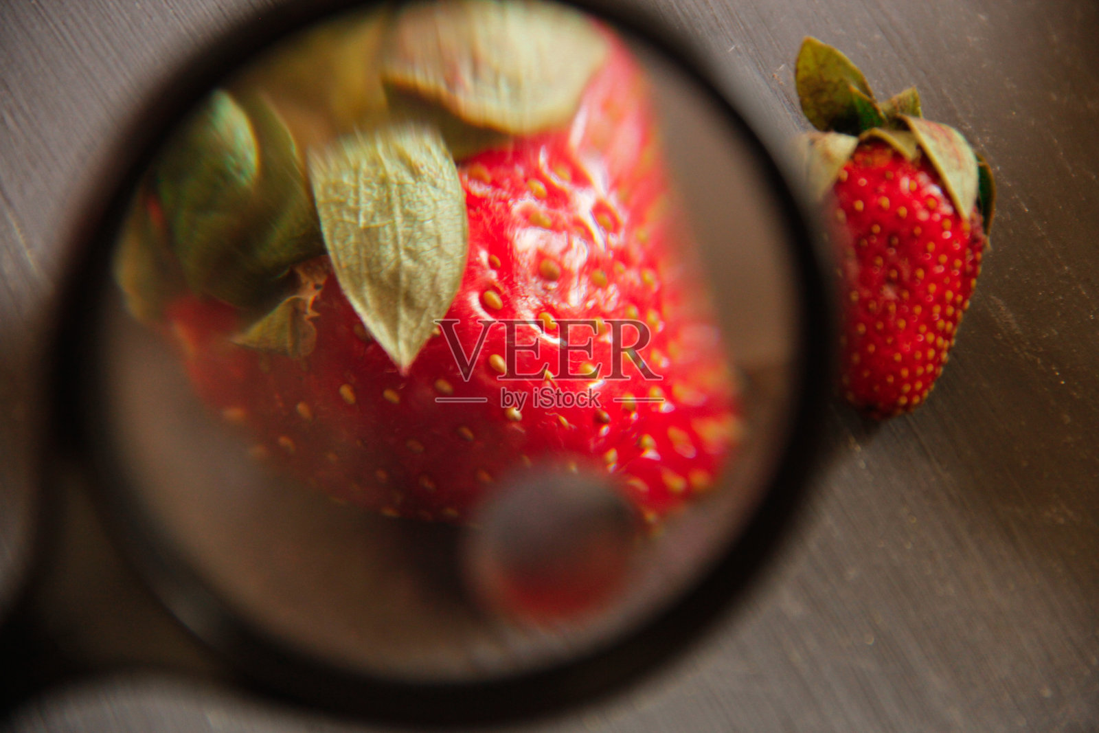 健康新鲜的草莓照片摄影图片