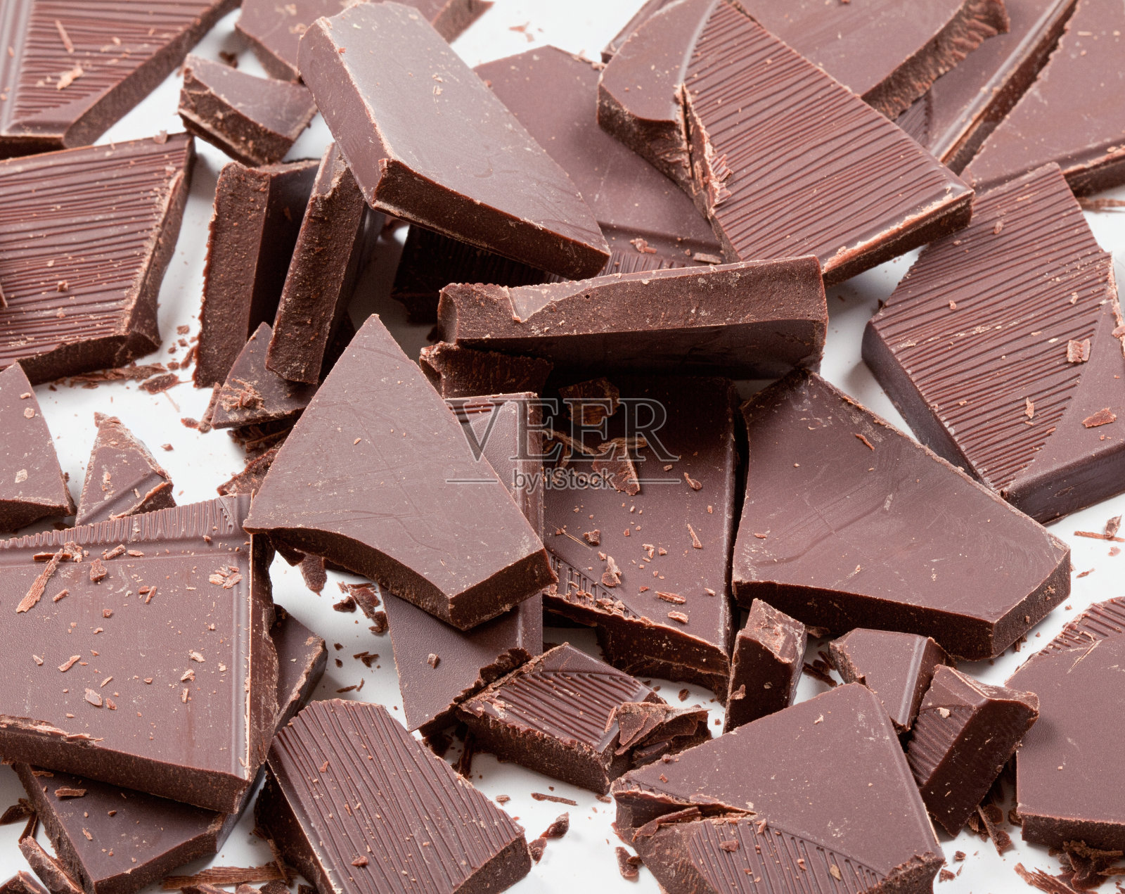 一堆黑巧克力棒照片摄影图片