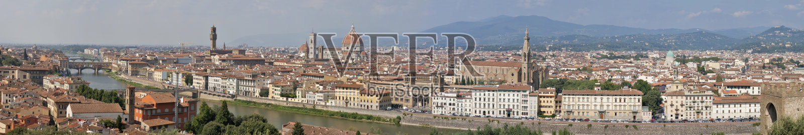 佛罗伦萨阳光明媚的一天城市景观全景照片摄影图片