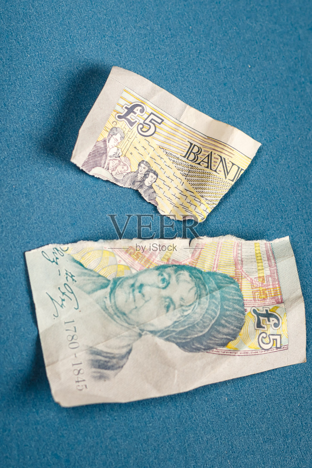 旧纸撕破了5磅照片摄影图片