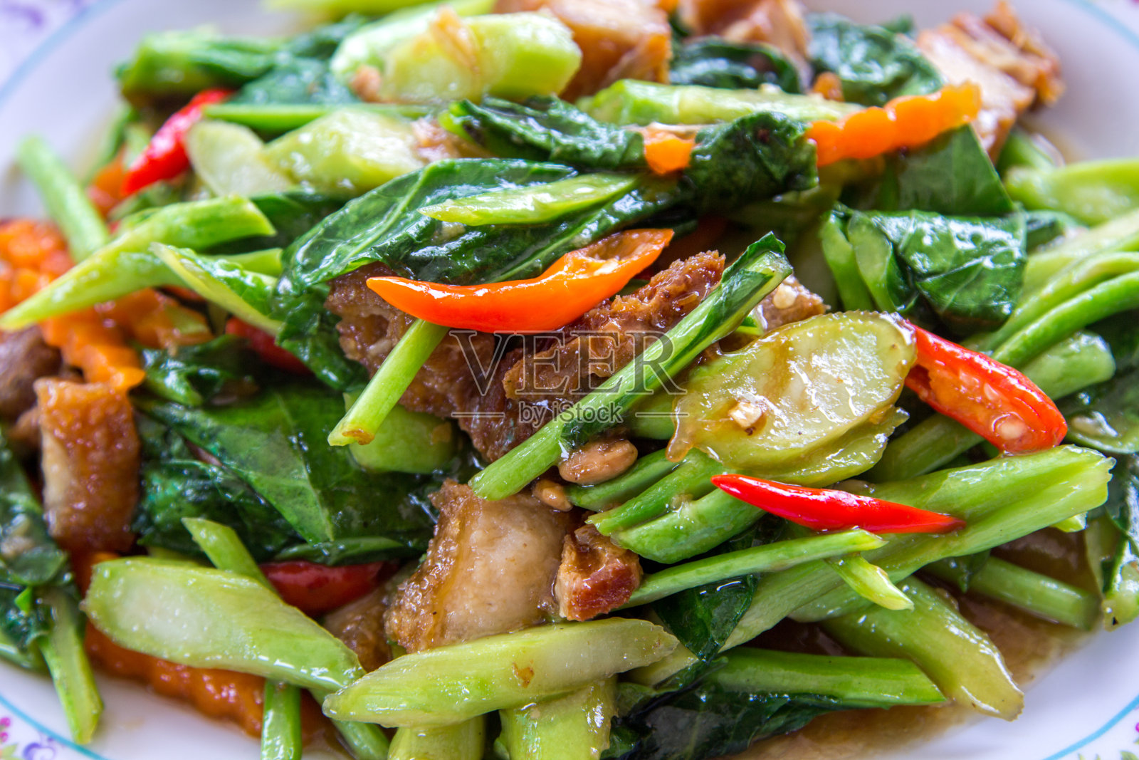 炒脆肉甘蓝照片摄影图片