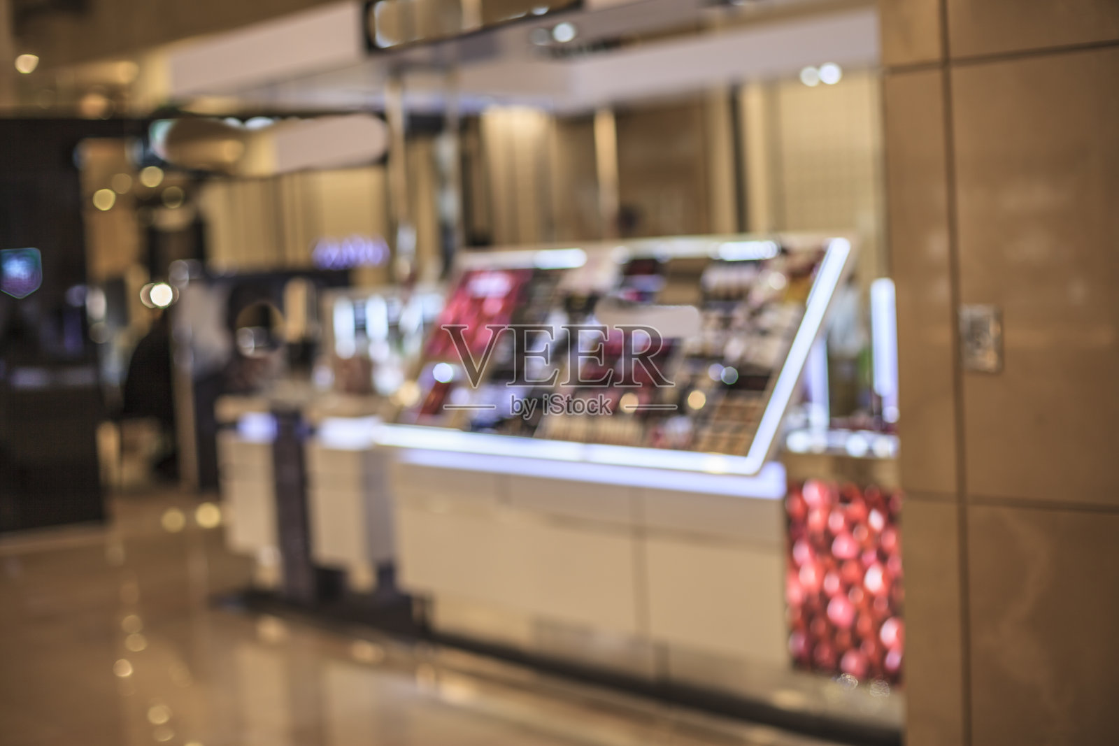 购物模糊了城市的形象照片摄影图片