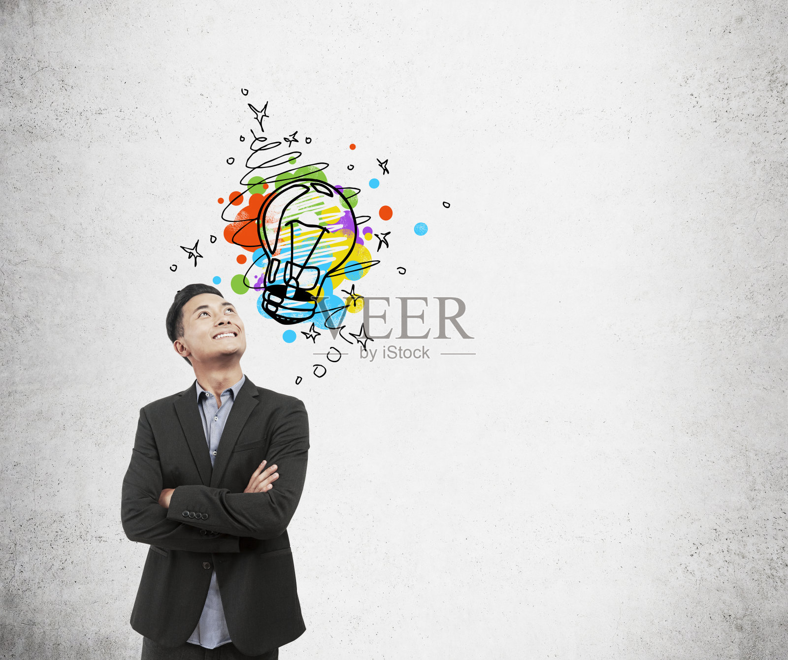 亚洲商人和五颜六色的灯泡素描照片摄影图片