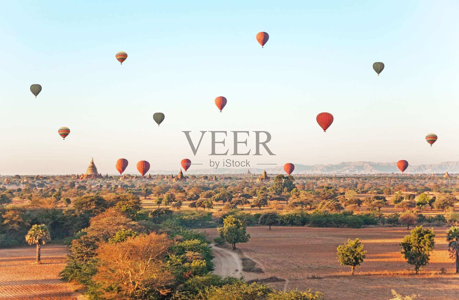 彩色气球照片摄影图片