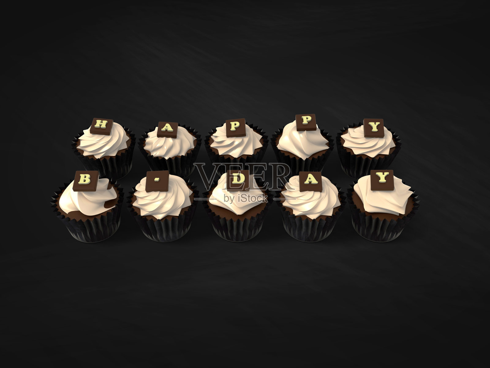 在黑板背景上的生日蛋糕照片摄影图片