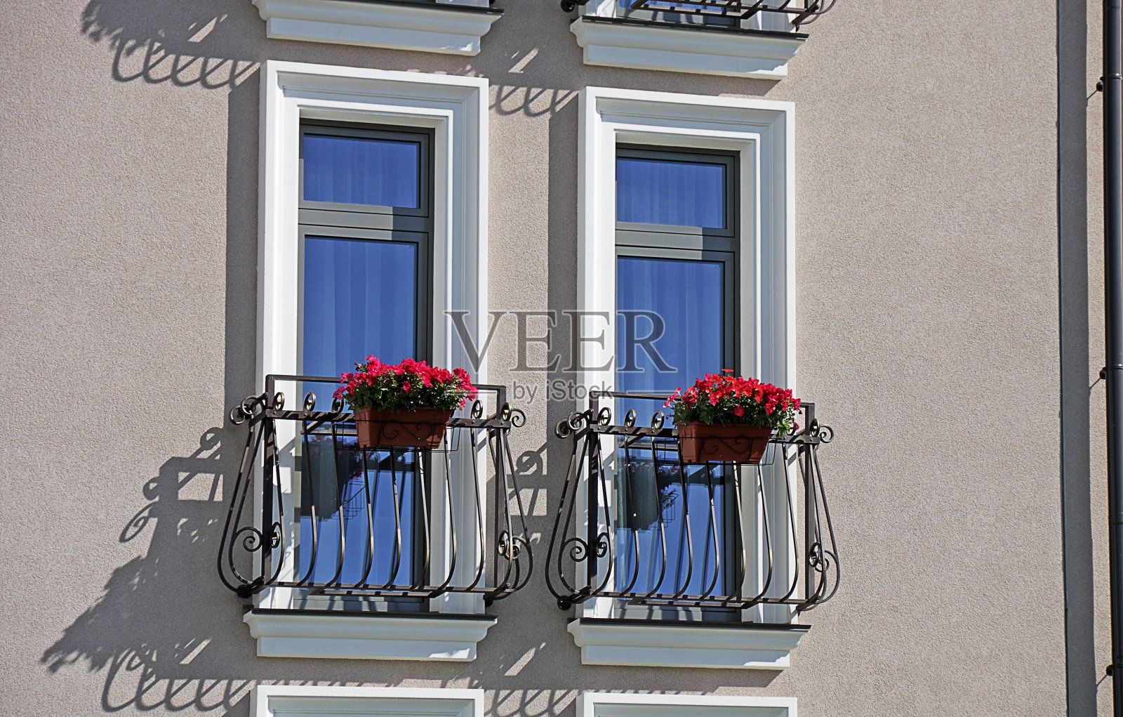 两个窗口照片摄影图片