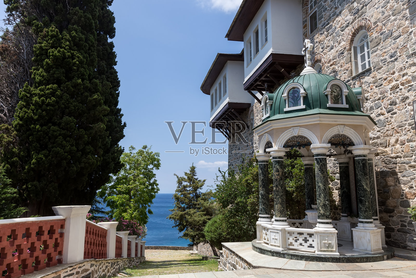 阿陀斯山的圣潘塔伦东正教修道院照片摄影图片