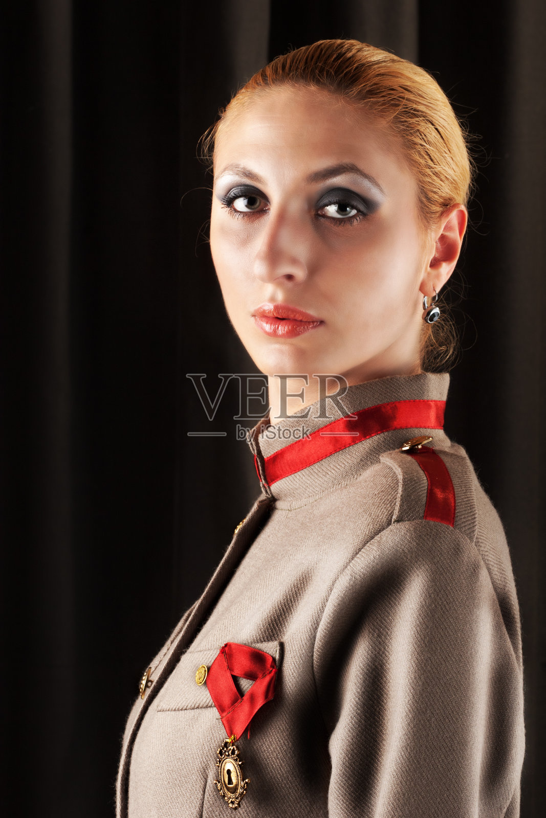 女官照片摄影图片