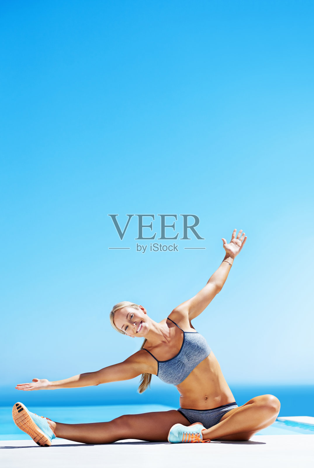 从头到脚都感觉很棒照片摄影图片