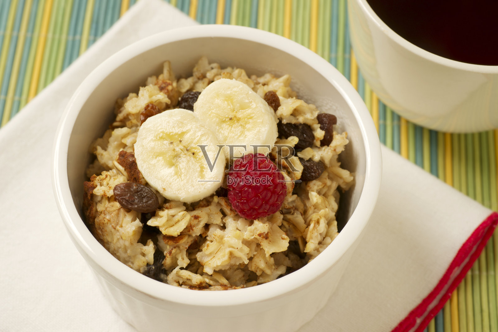 燕麦片和水果照片摄影图片