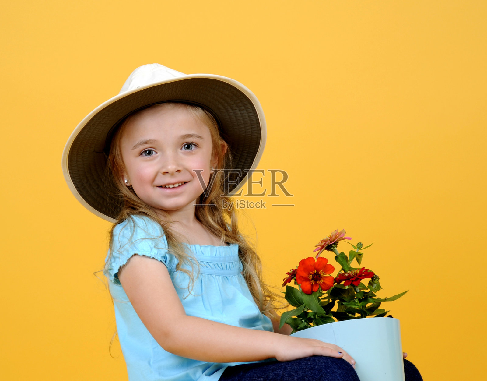 花的女孩照片摄影图片