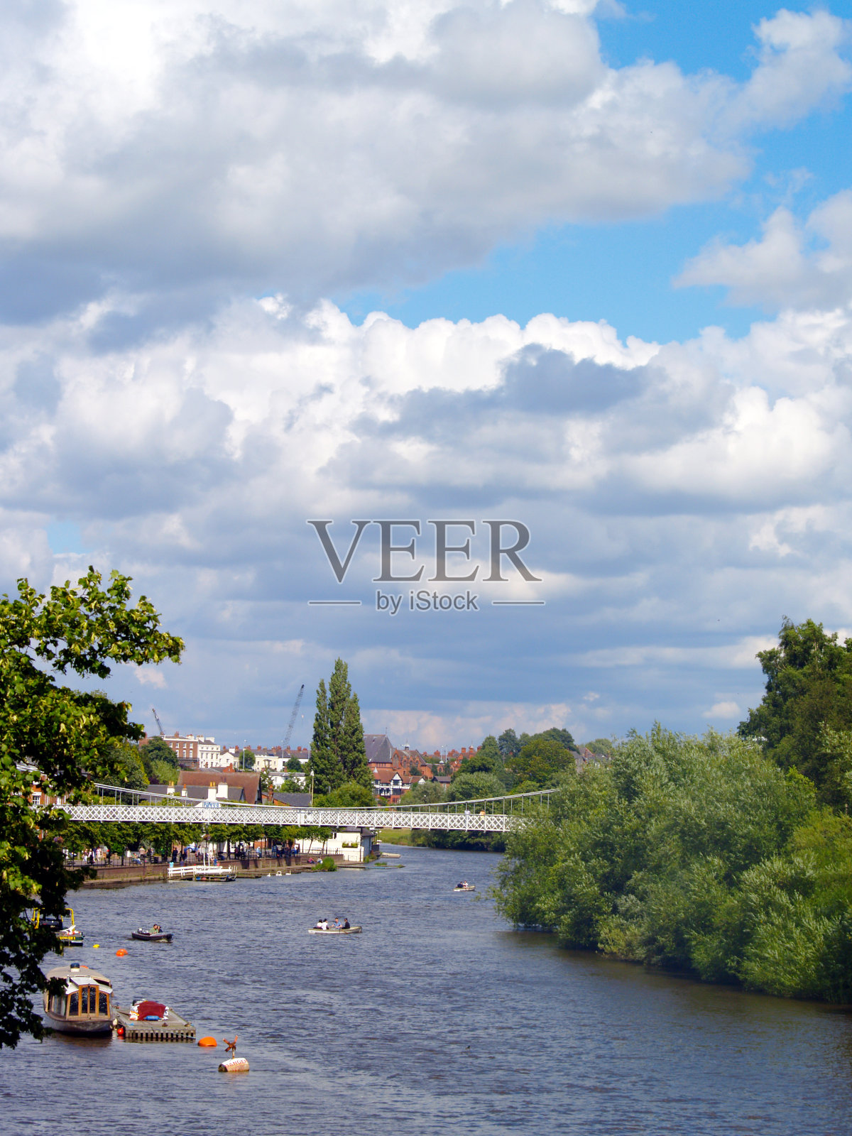 切斯特迪河的云图照片摄影图片