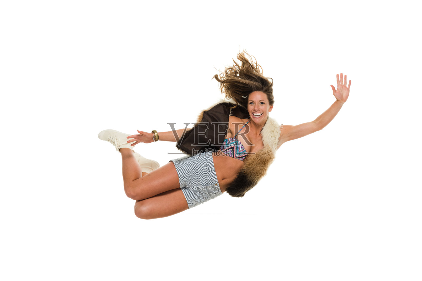 微笑的女人跳照片摄影图片