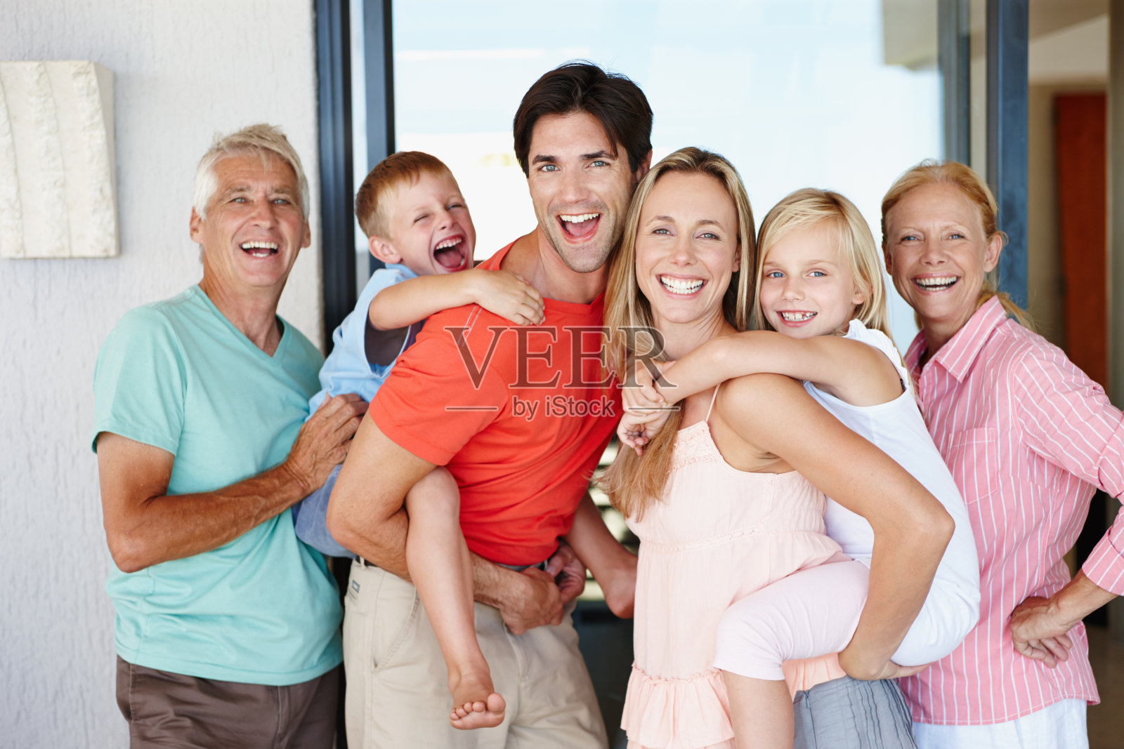 在一起很开心照片摄影图片