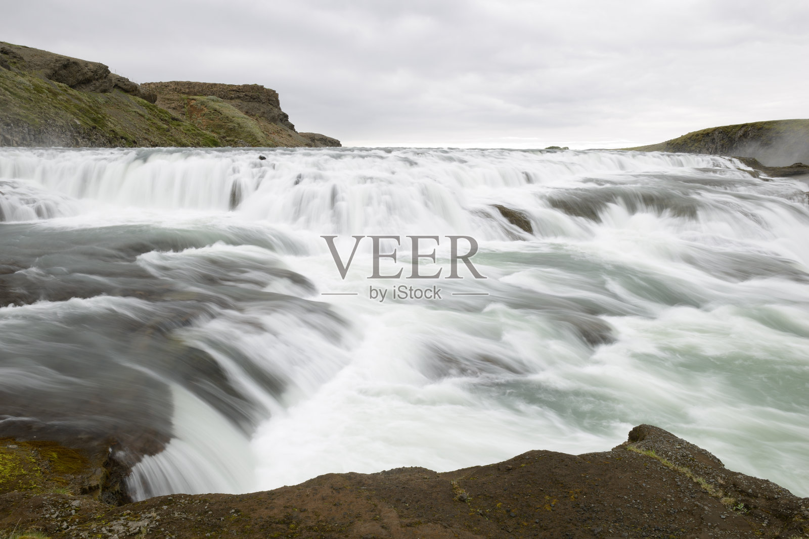 冰岛强大的海湾瀑布照片摄影图片