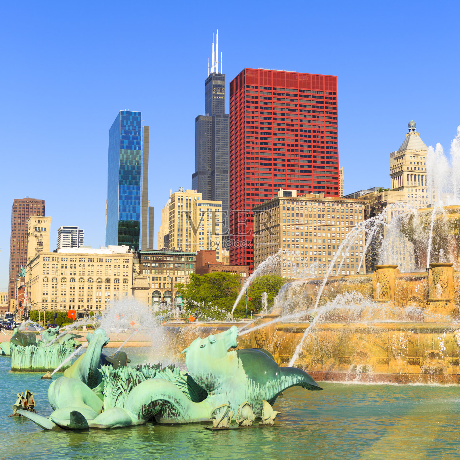 白金汉喷泉和芝加哥的城市景观照片摄影图片