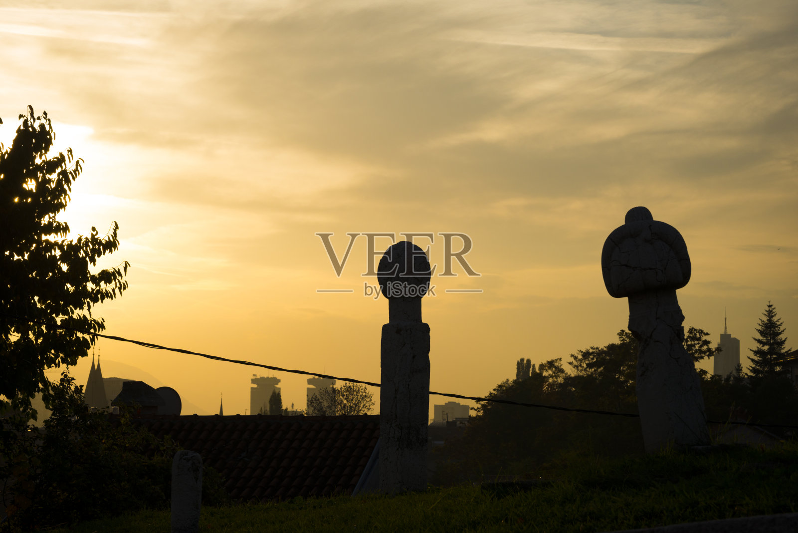 萨拉热窝的奥斯曼风格墓碑照片摄影图片