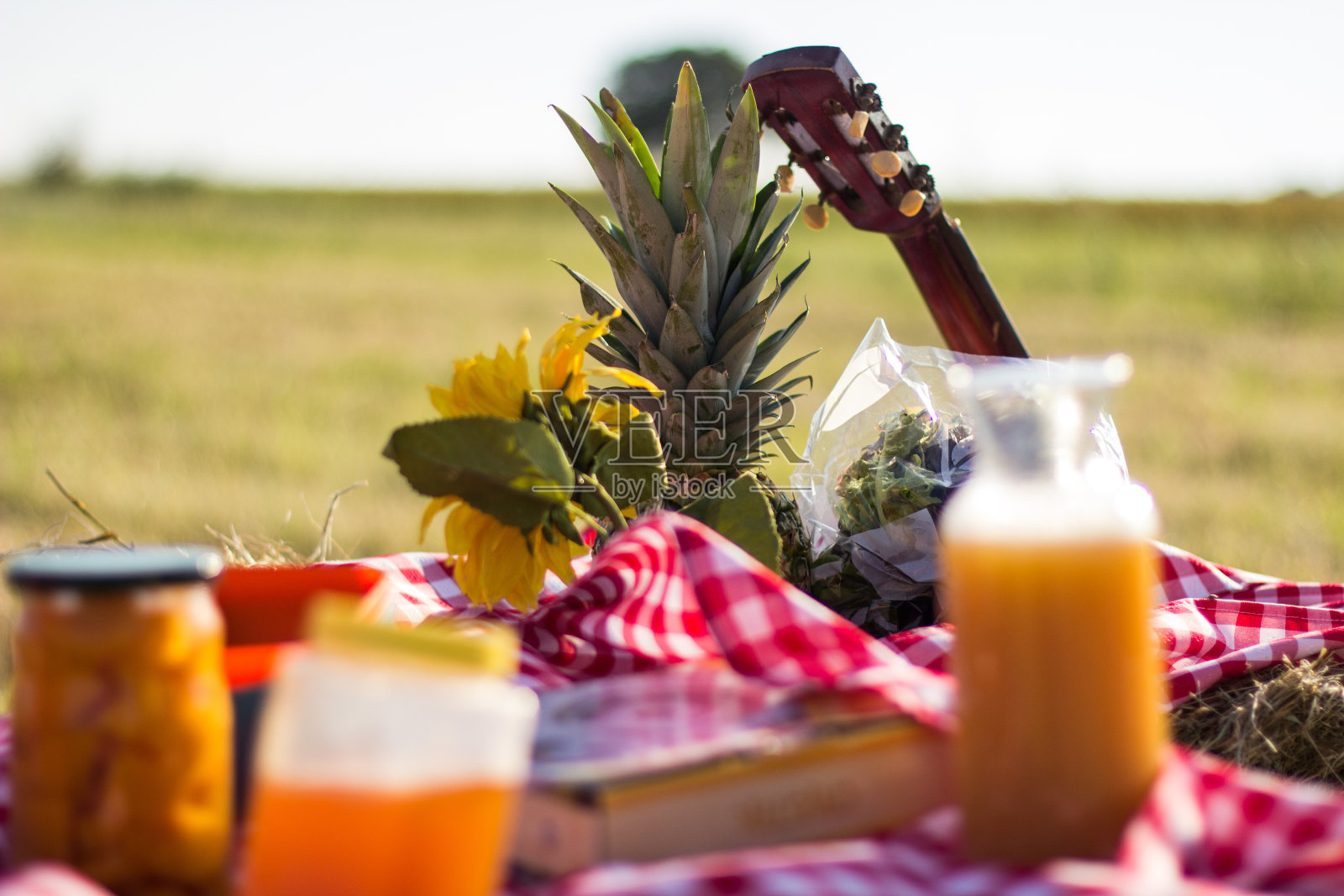 早餐在自然界中照片摄影图片
