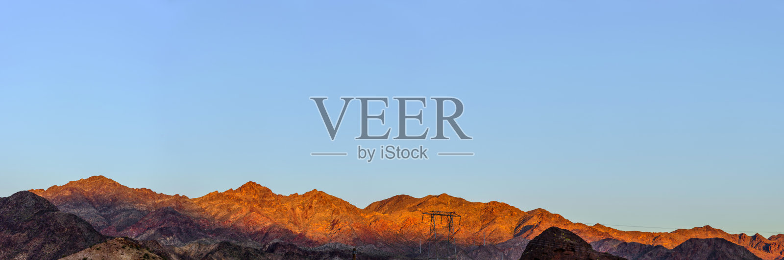 红岩上的黎明照片摄影图片