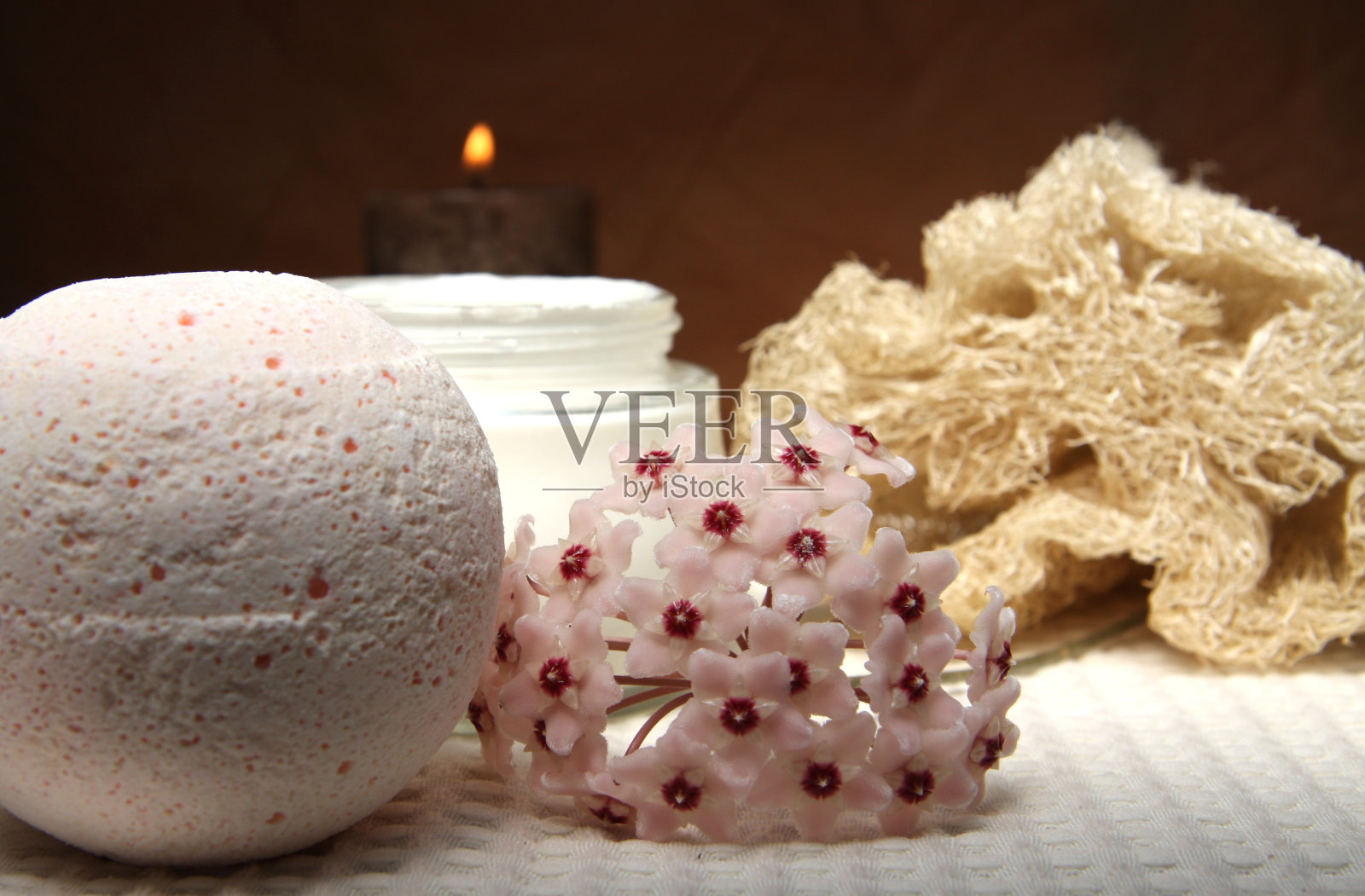 粉色浴盐照片摄影图片