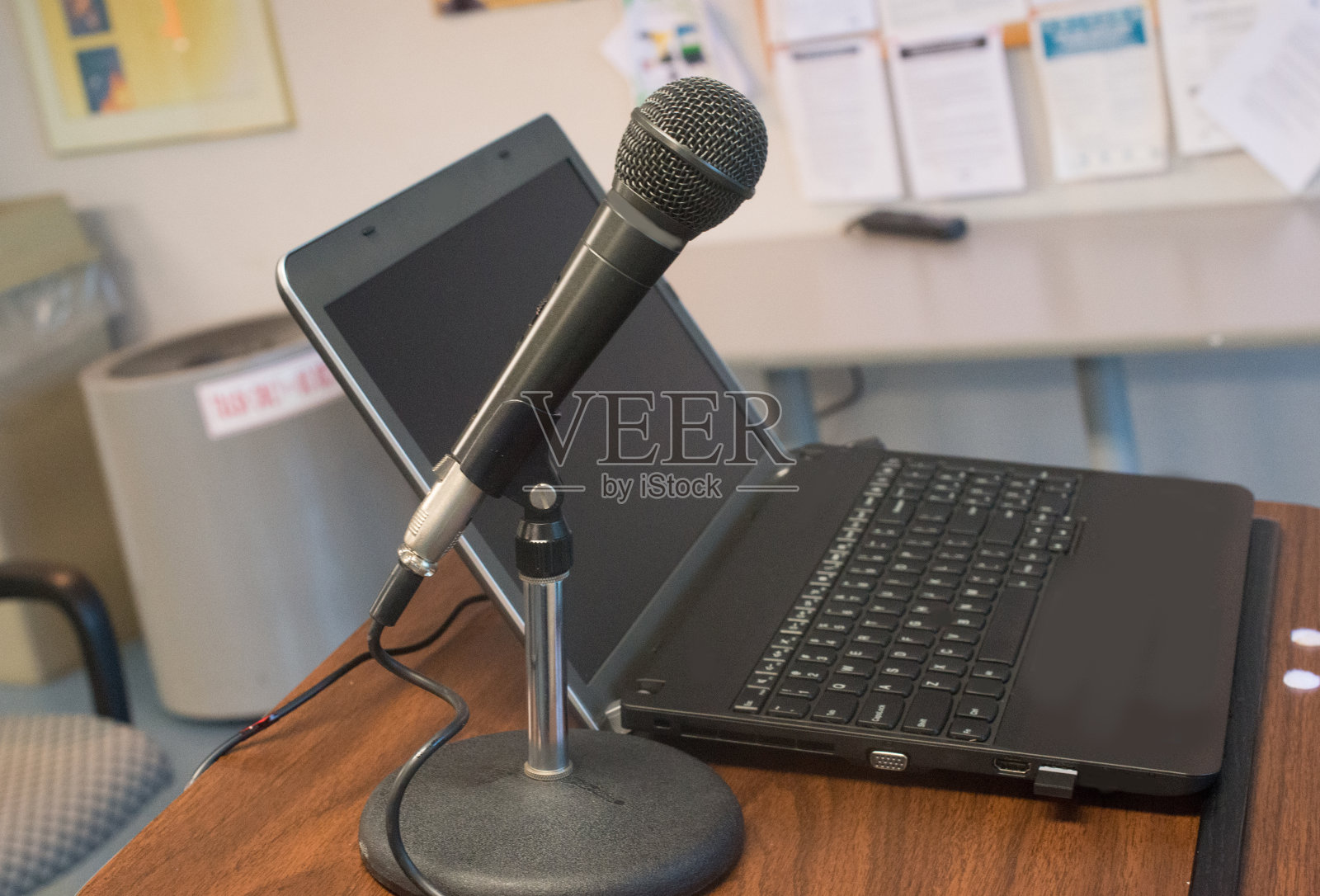 演讲者讲台照片摄影图片