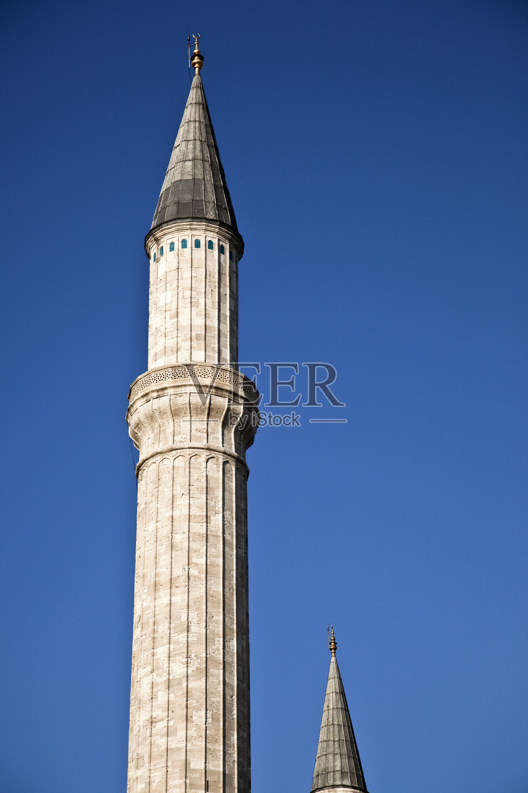 伊斯坦布尔索菲亚大教堂的尖塔照片摄影图片