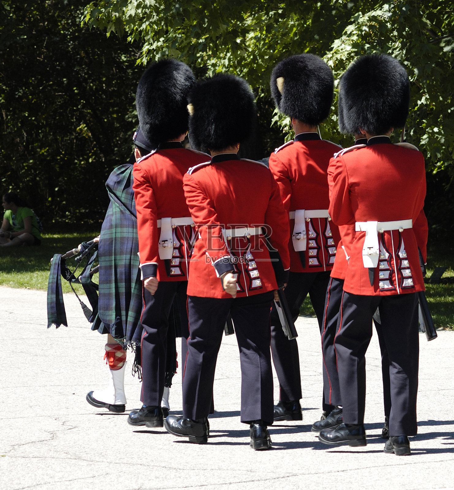 英国仪仗队行进照片摄影图片