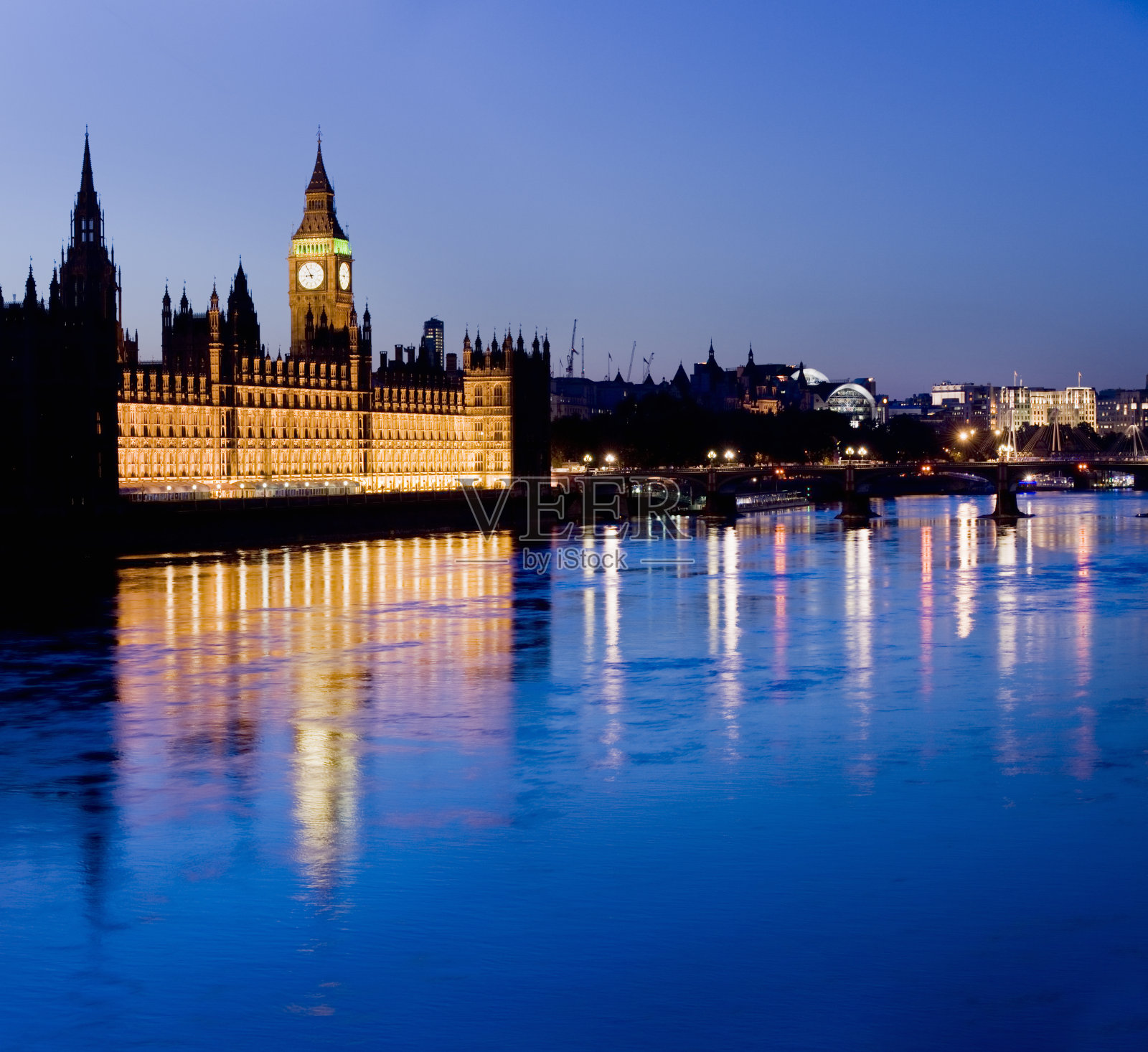 英国伦敦的大本钟和威斯敏斯特宫照片摄影图片