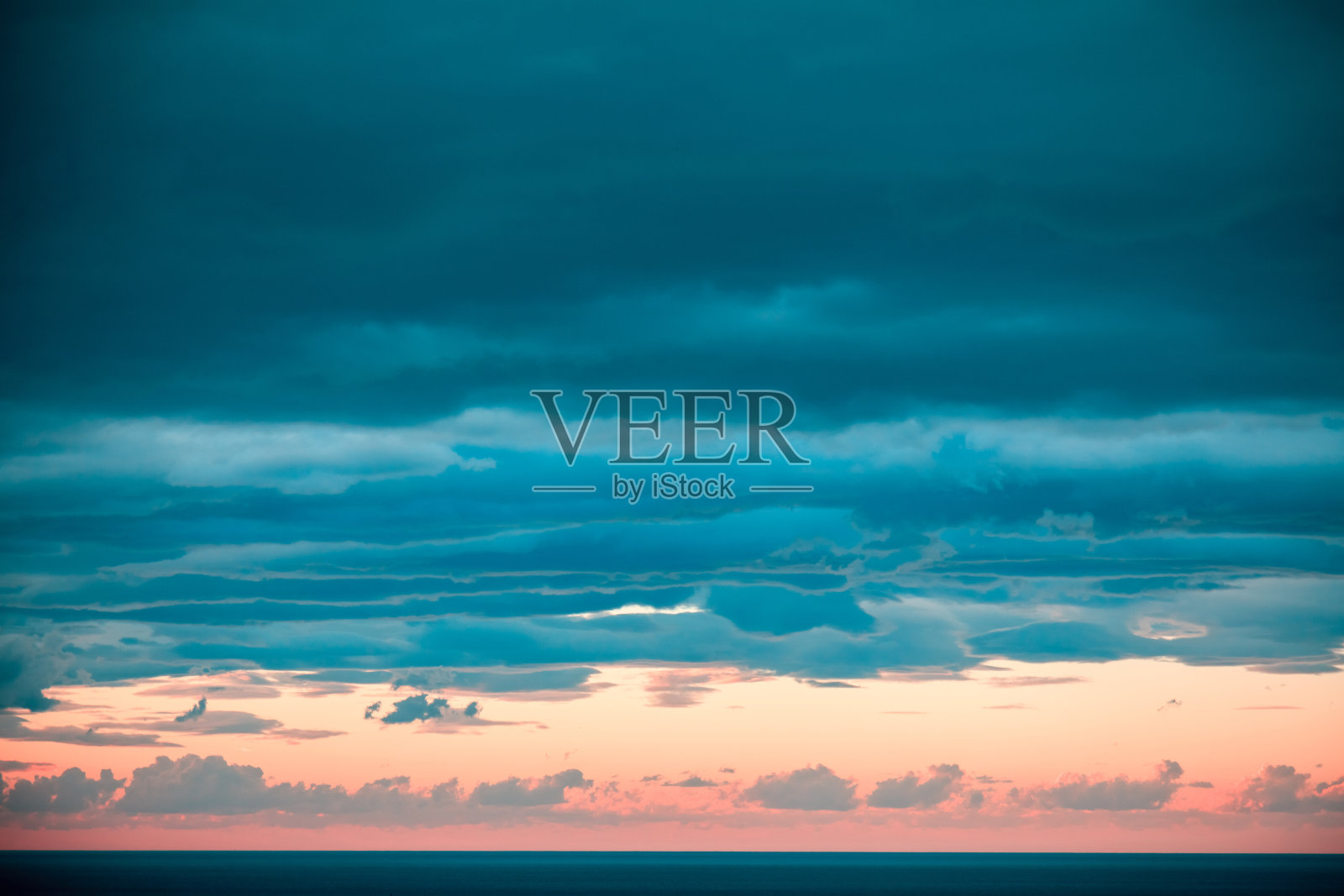 海上美丽的日落照片摄影图片