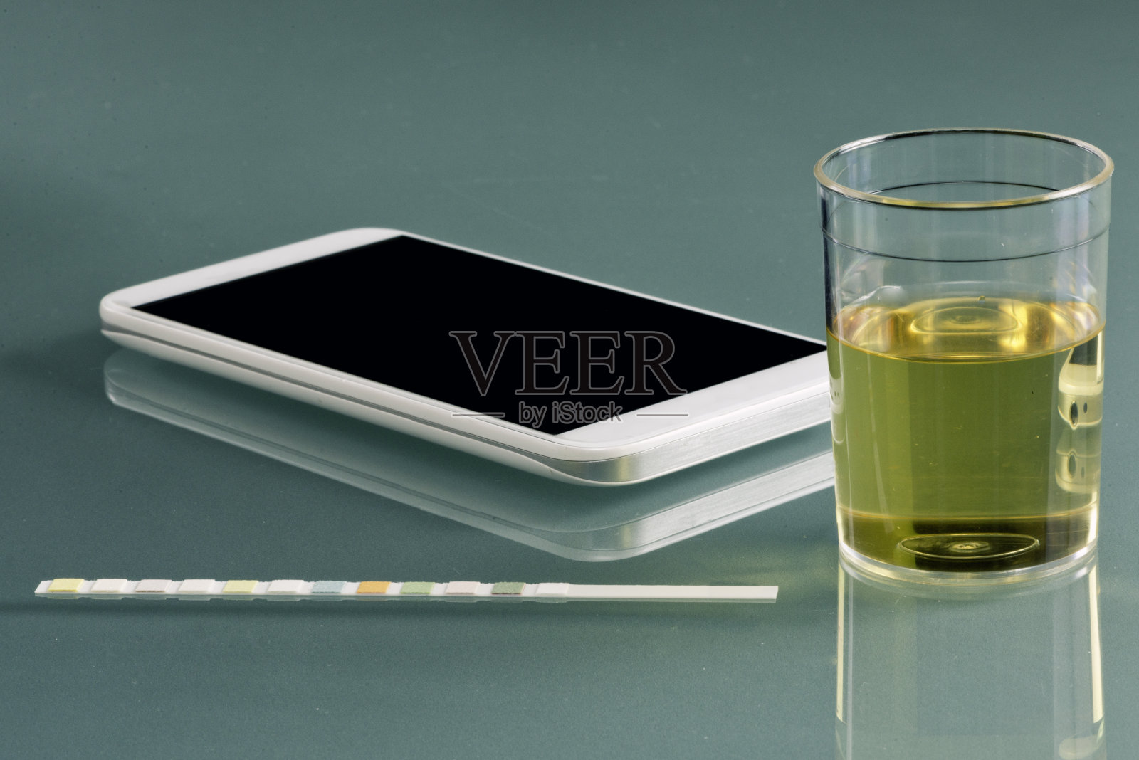 个人尿检试剂盒照片摄影图片