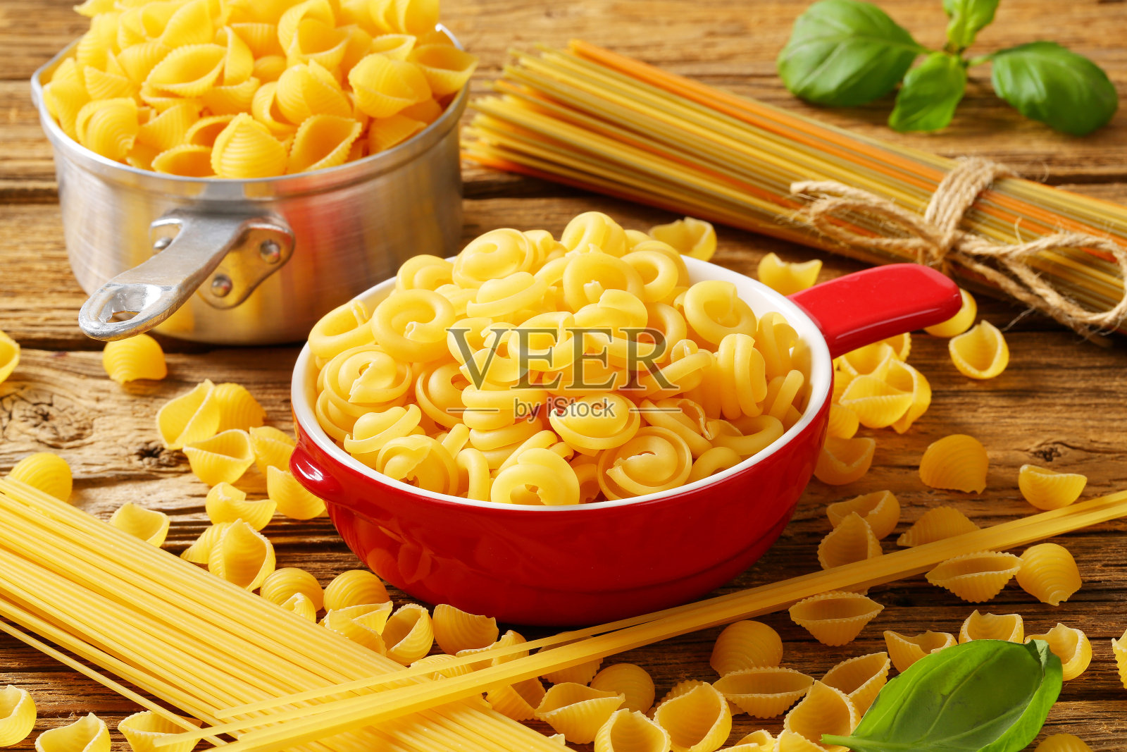 各式各样的面食照片摄影图片