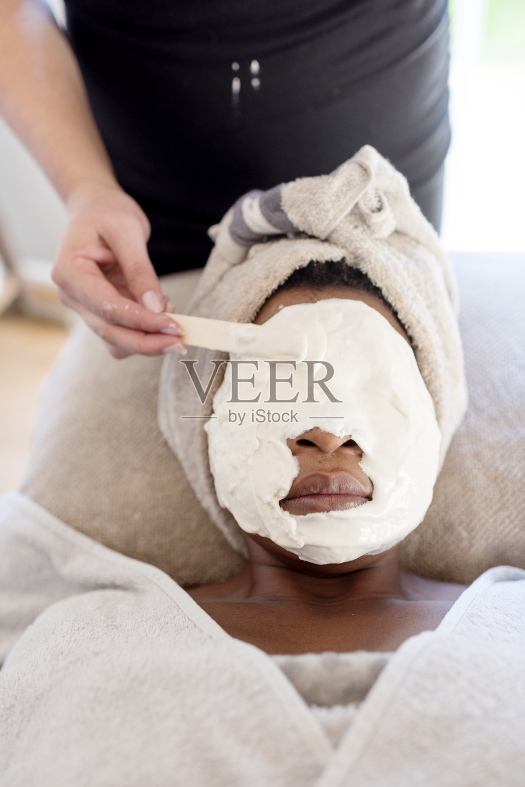 使用面膜照片摄影图片