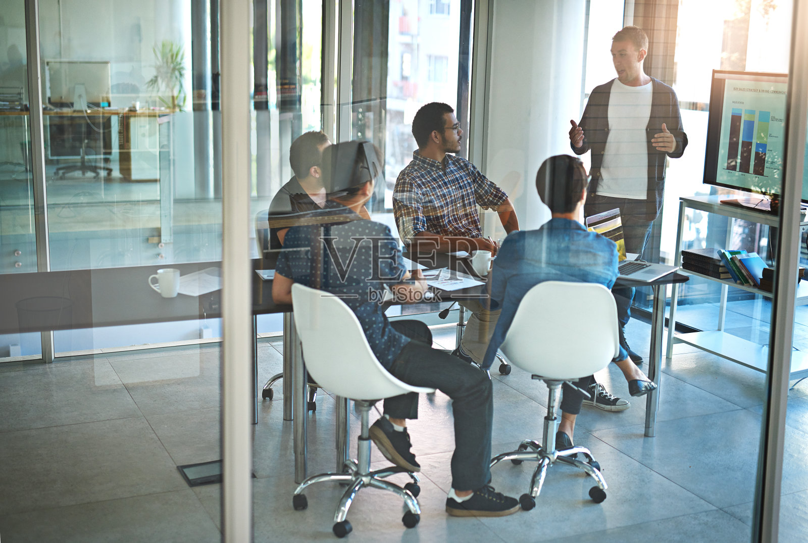 我未来还有大事要办呢照片摄影图片