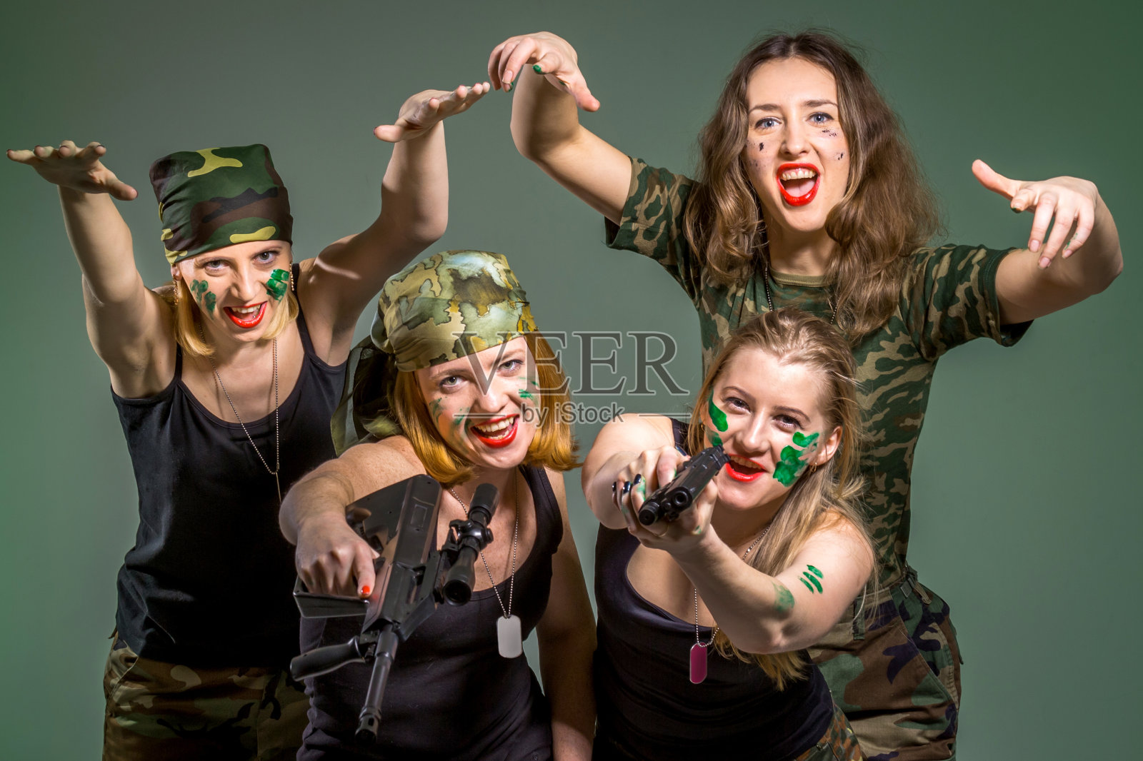 有趣的军事妇女照片摄影图片