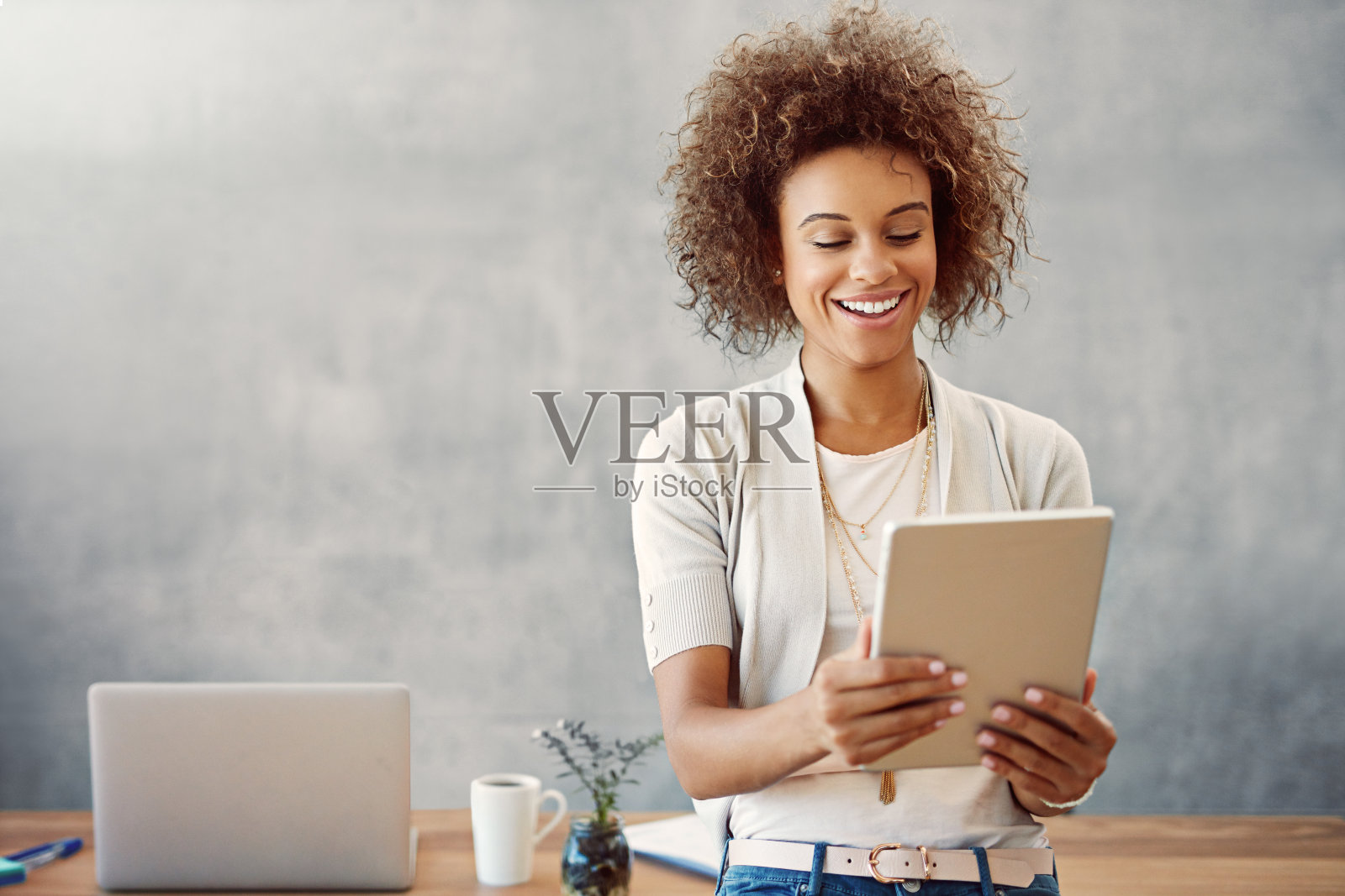 我的生意蒸蒸日上照片摄影图片