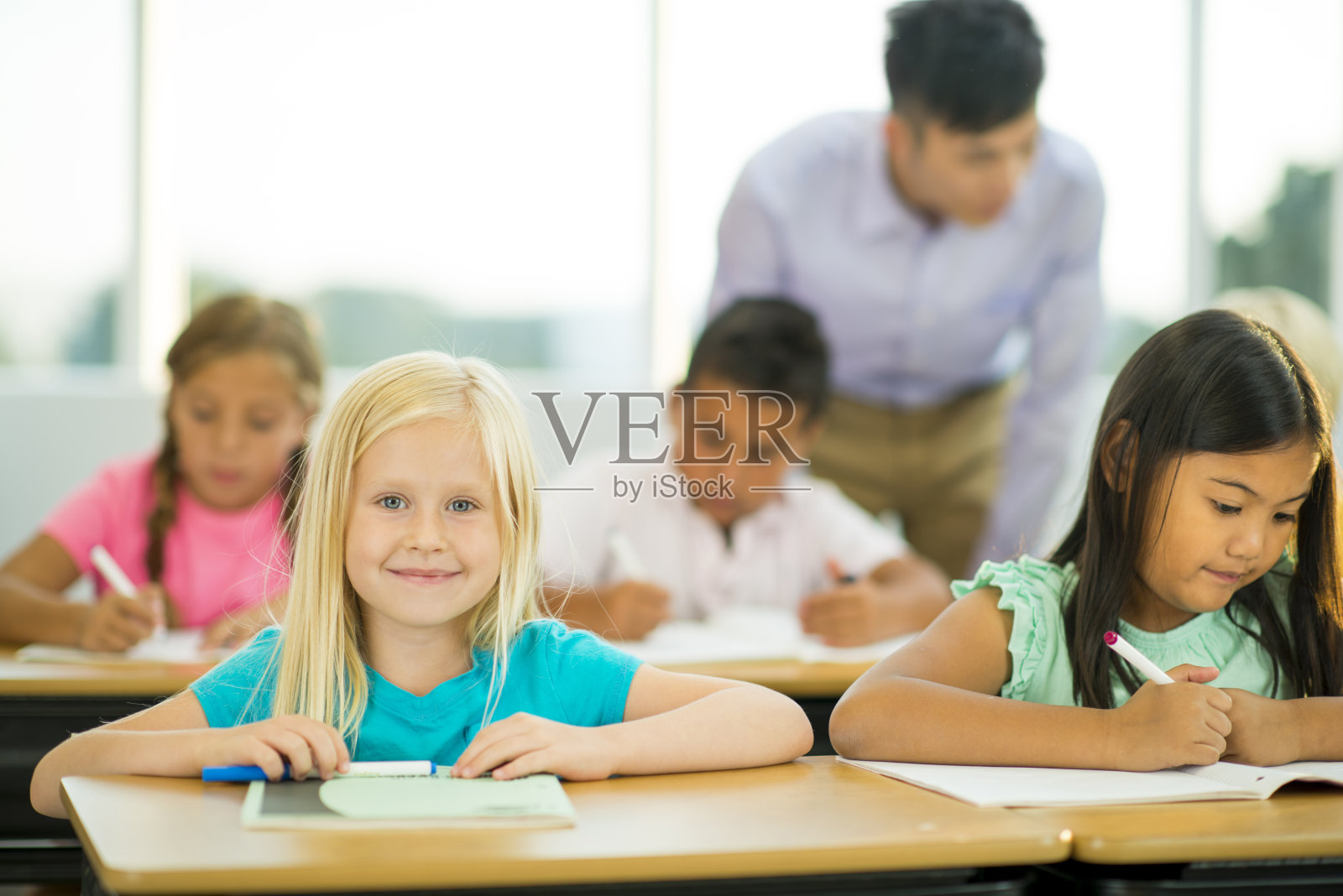 小学的学生照片摄影图片