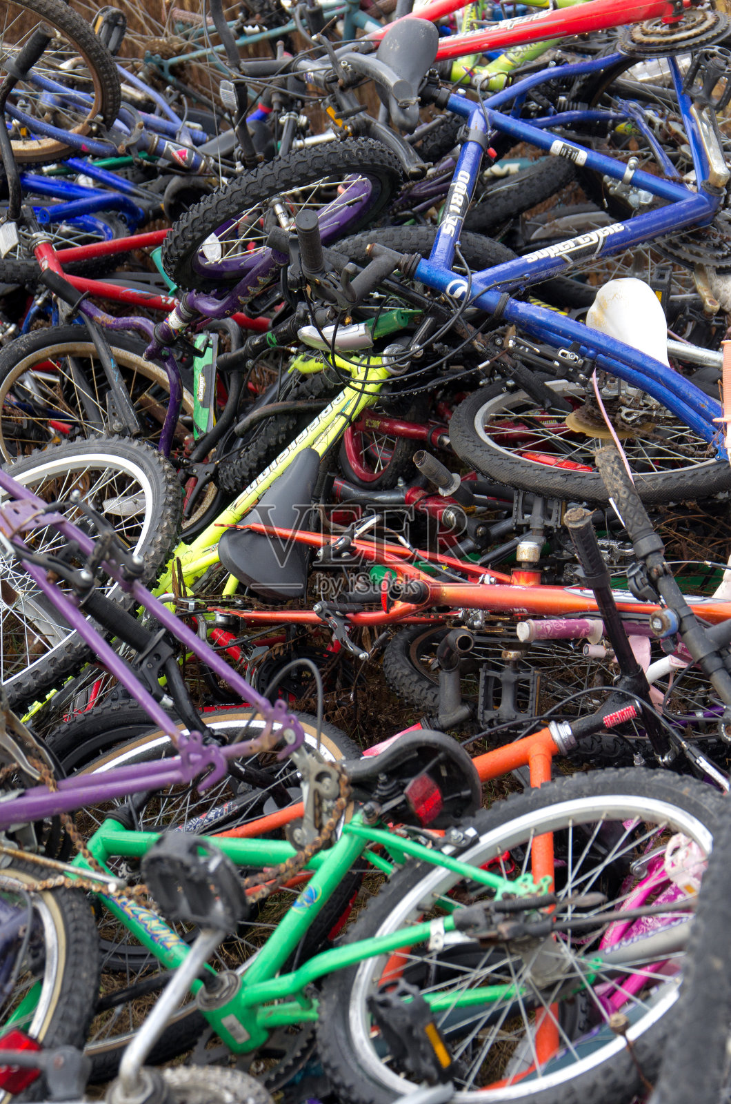 坏了的自行车的背景照片摄影图片