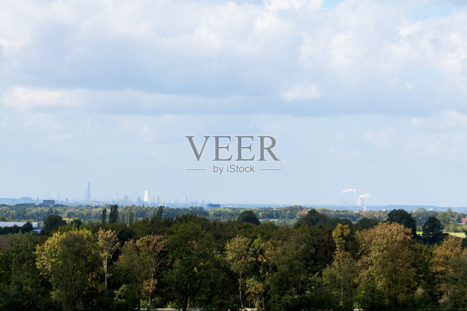 从埃森到杜伊斯堡的全景或鲁尔格比特照片摄影图片