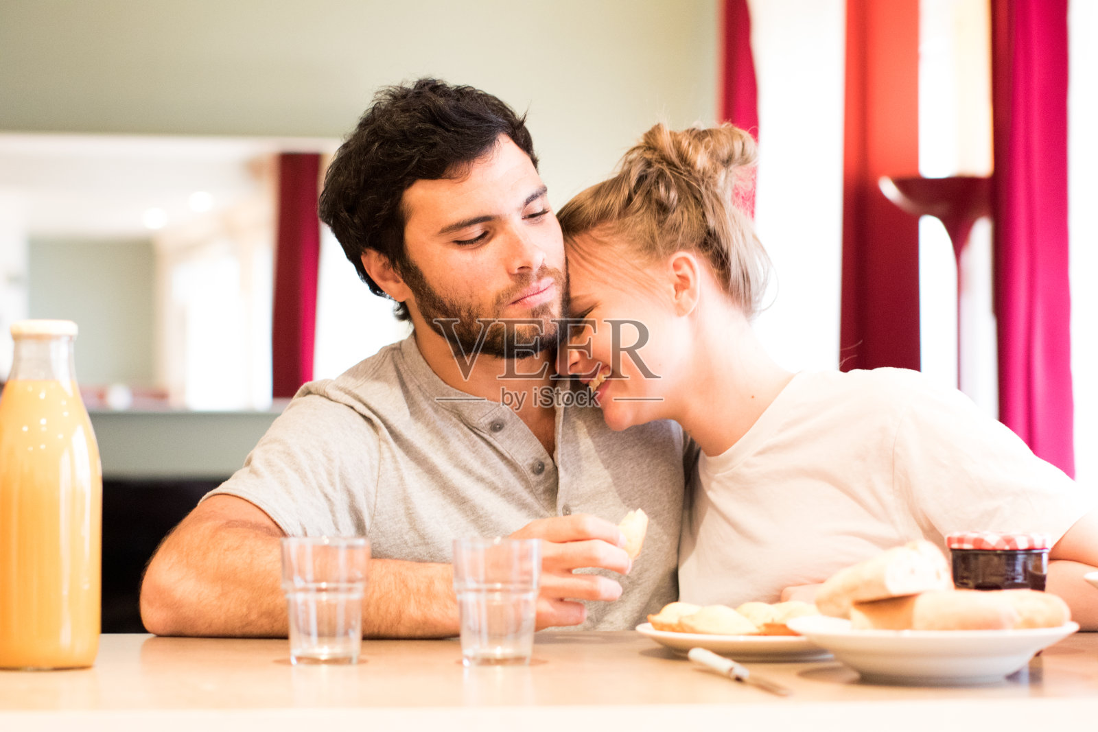 早上好爱!照片摄影图片