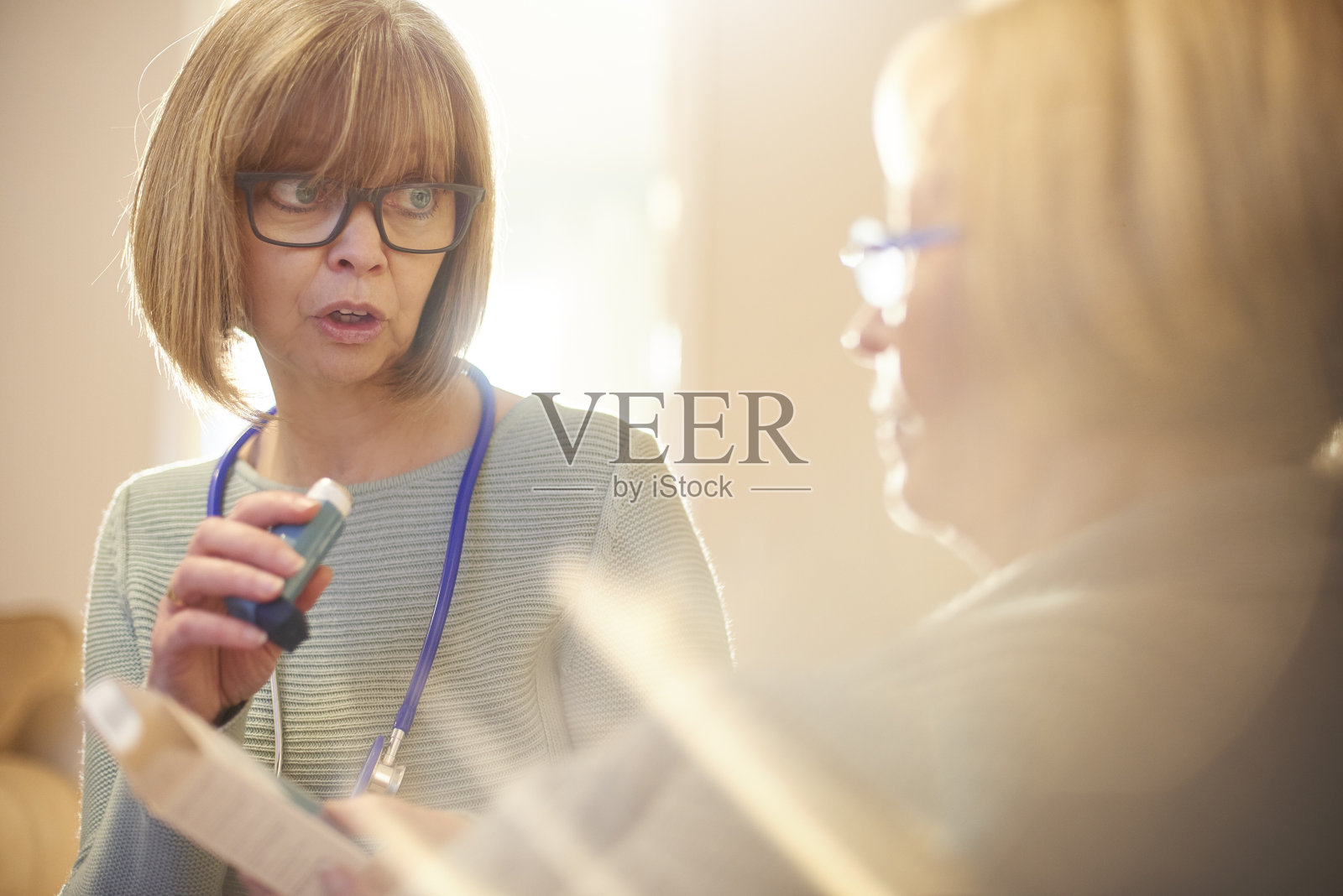 一天两次,两次照片摄影图片