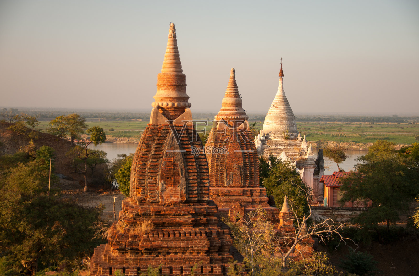 缅甸蒲甘的佛塔照片摄影图片