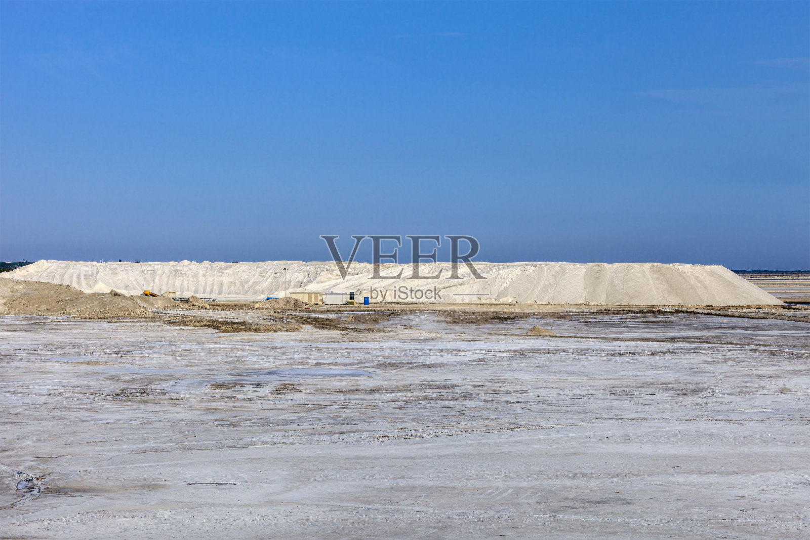 Camargue,盐蒸发池-法国照片摄影图片