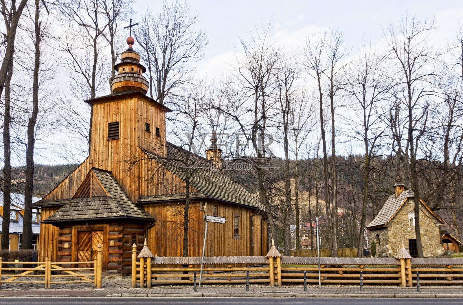 旧的木制教堂照片摄影图片
