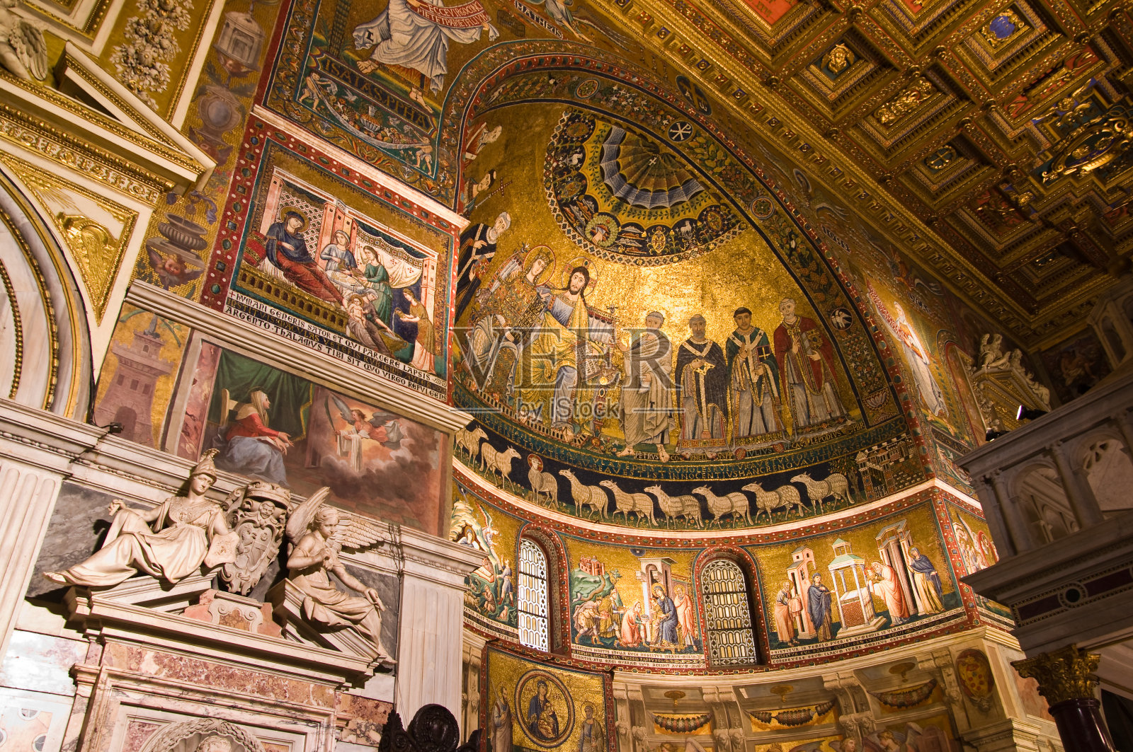 特拉斯特维尔马赛克中的圣玛丽亚照片摄影图片