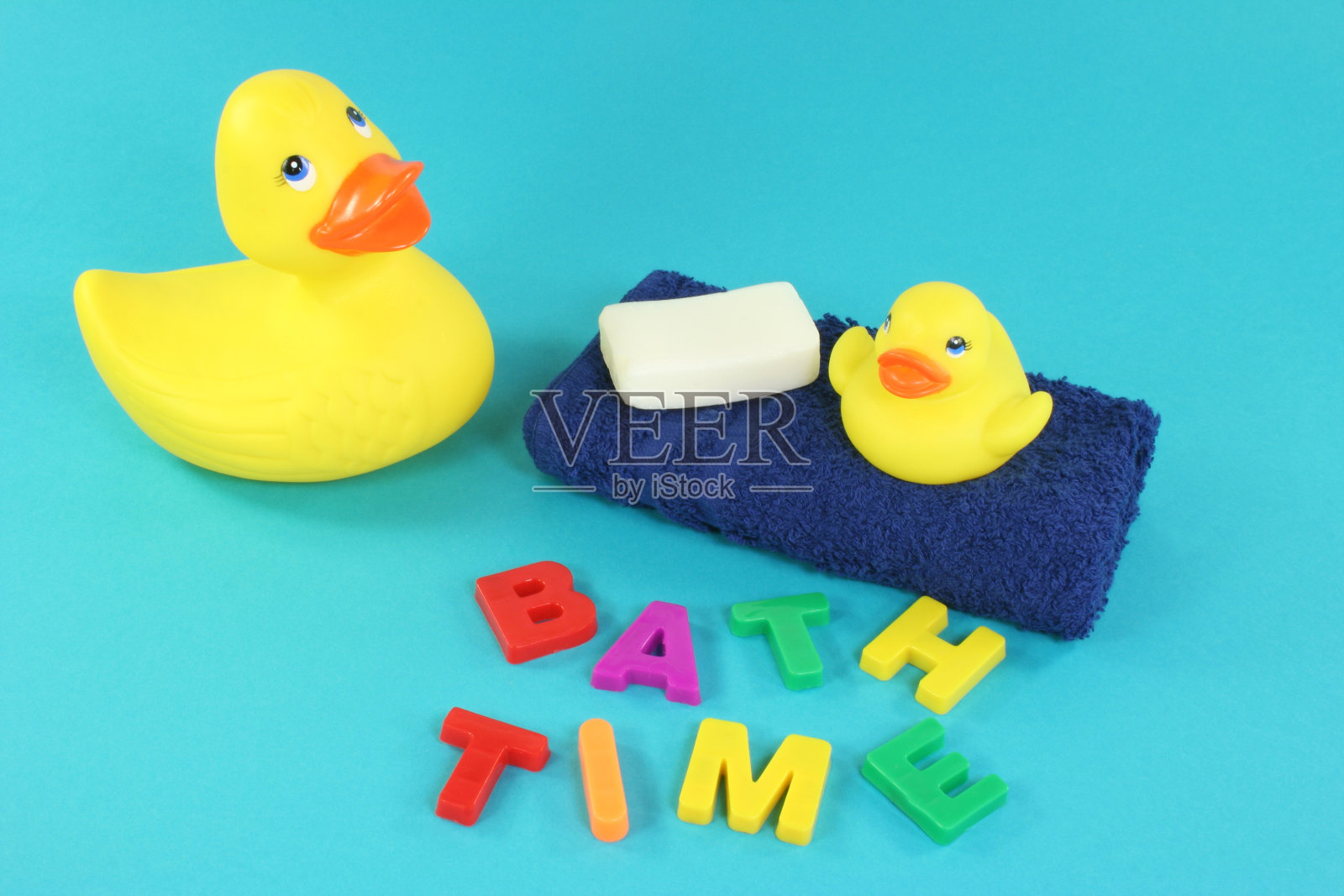 鸭子和毛巾照片摄影图片