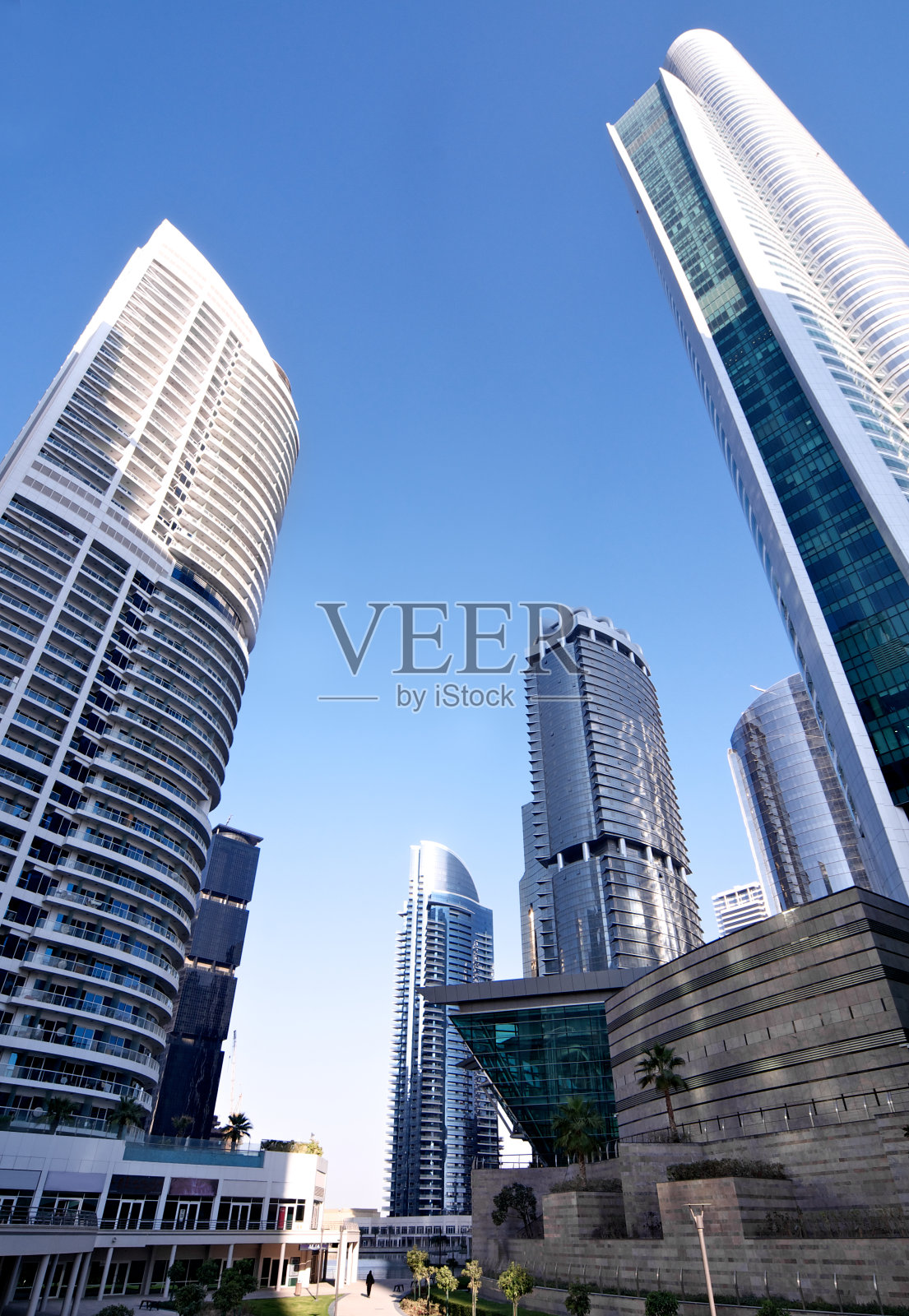 商业园区摩天大楼照片摄影图片