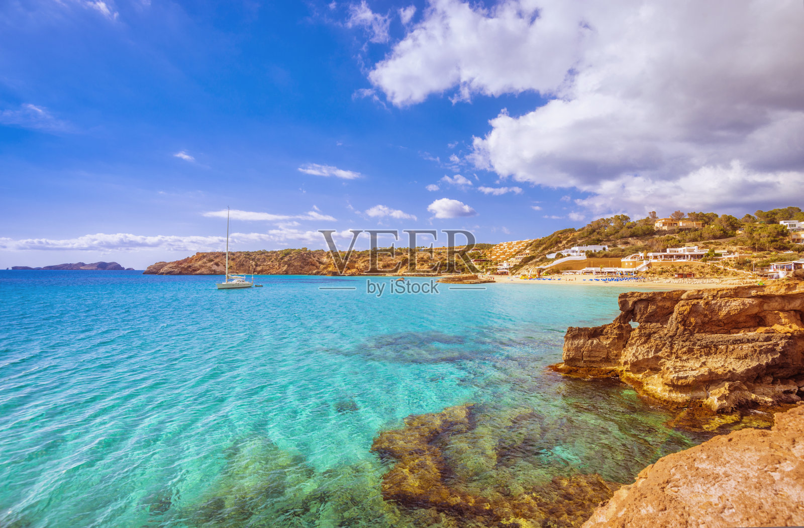 Cala Tarida(伊比沙岛)照片摄影图片