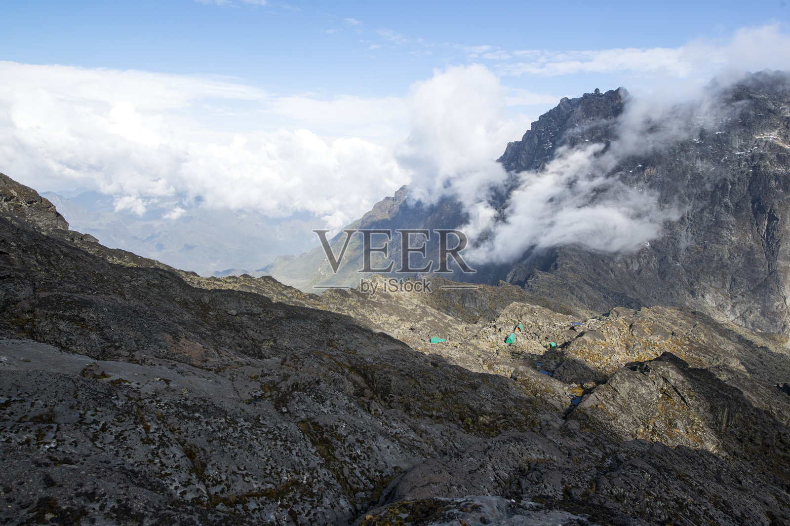 非洲乌干达的鲁文佐里山脉照片摄影图片