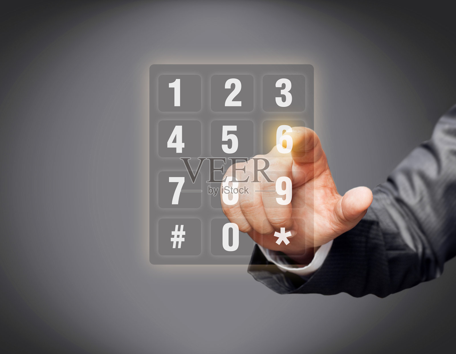 商人触摸键盘在触摸屏上照片摄影图片